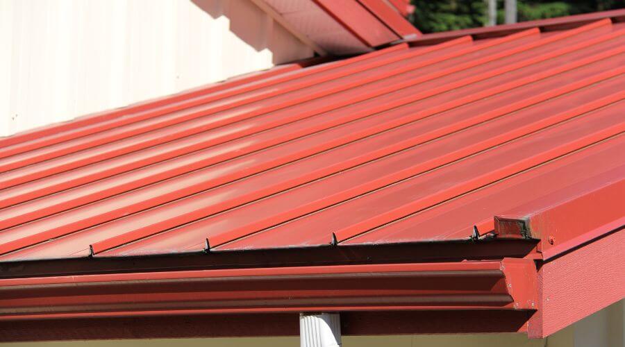 Professional gutter cleaning in Hart, MI